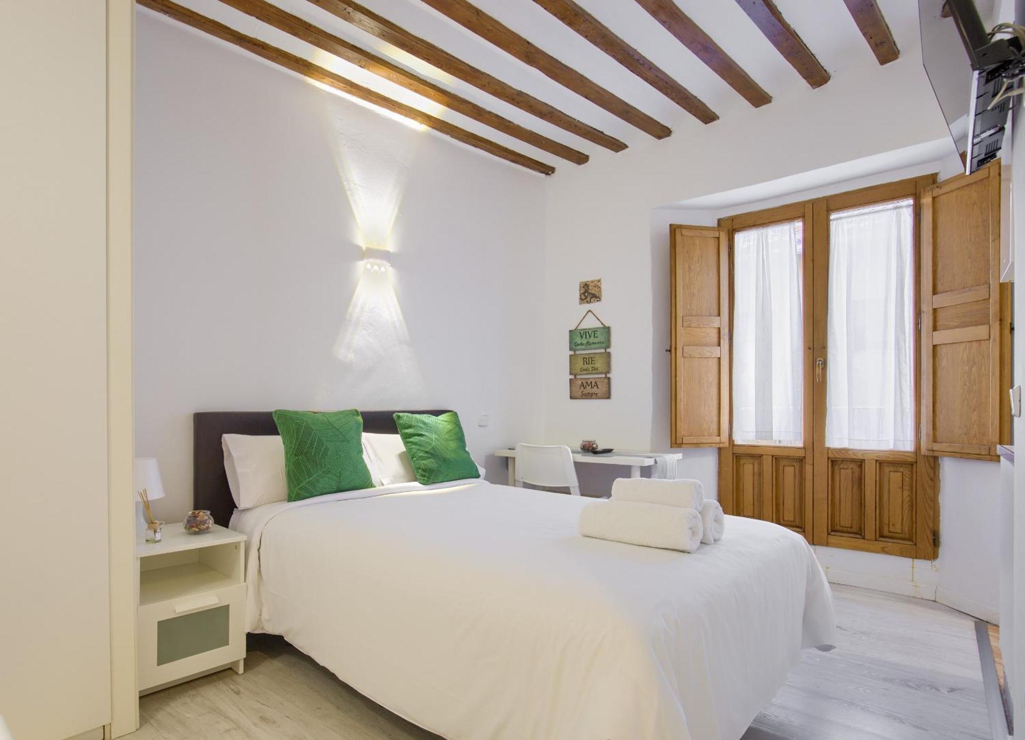 Apartamentos Ryc Alcala de Henares Bagian luar foto